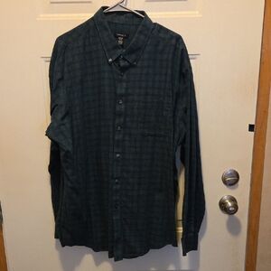 Van Huesen Dark Blue Green Plaid Long-Sleeve Button-Down Shirt
